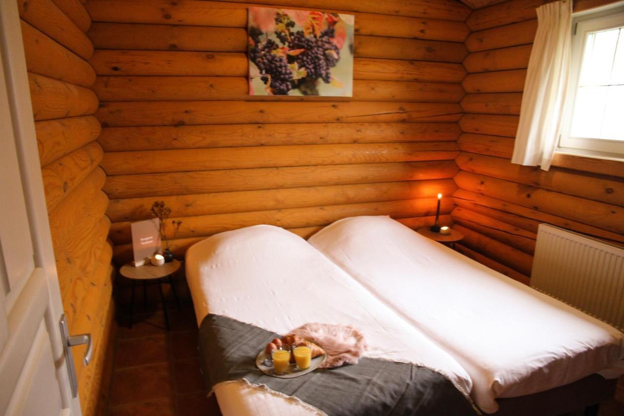 Wognum Wijngaard Saalhof Bed & Breakfast エクステリア 写真